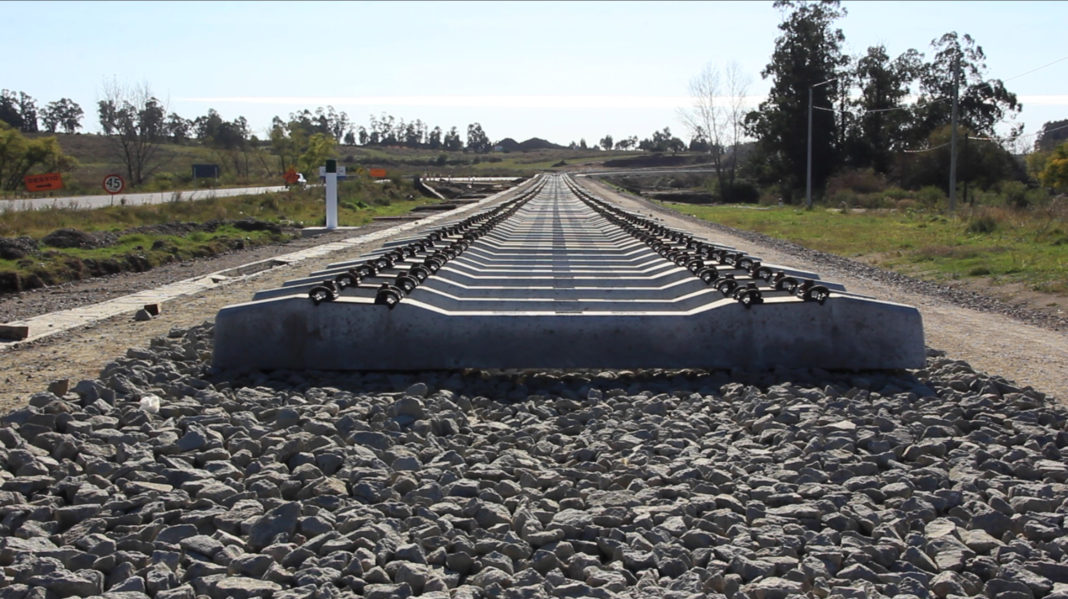 2005 ingeniería de arquitectura de hormigón piedra puente del ferrocarril Uruguay #2100 ** $9 